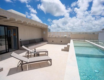 Remote Work Ready Studio with Coworking and Views 3