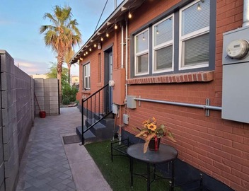 Renovated APT Downtown Phoenix Beautiful Patio 3