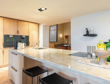 Renovated luxurious 200sqm loft in city center 3