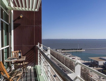 RENT4REST LISBON PARQUE DAS NAÇÕES 17TH FLOOR RIVER VIEW 2