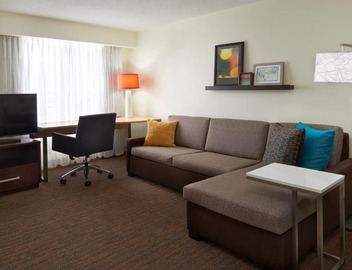Residence Inn by Marriott Toronto Airport 2