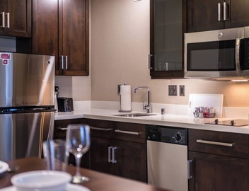 Residence Inn by Marriott Seattle University District 2