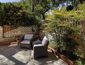Residential Retreat near Magic Mountain, Pet-Friendly 3