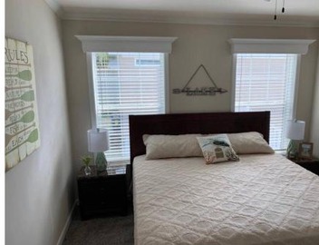 Resort Cottage near parks at Great Price! 5