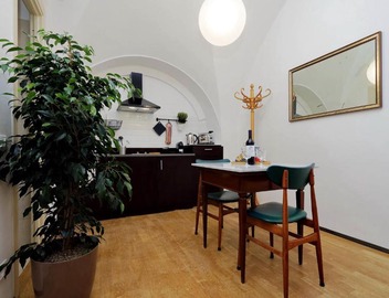 Restart Accommodations Celimontana 4