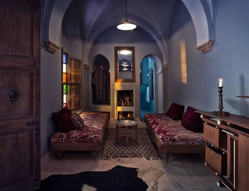 Riad Kbour & Chou 4