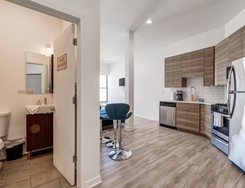 River West, Second Floor Chicago by 747 Lofts 3