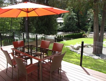 Riverfront Bed and Breakfast 3