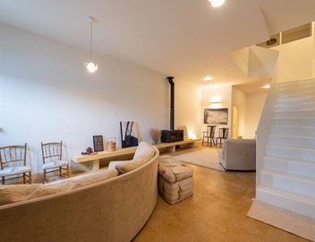 Riverfront Heritage House 4