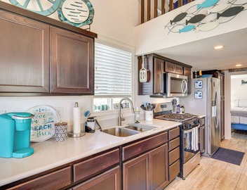 Riverfront Isleton Cottage < 1 Mi to Rio Vista! 5