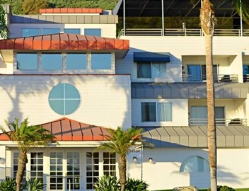 Riviera Beach & Shores Resort 1 bedroom · Capistrano Beach, Stylish One Bedroom Suite! 4