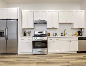 Roami at Churchill | 2 Bedroom 4