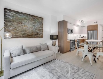 Rooftop Bar & Lounge | 1BR w/Shopping Available Onsite 5