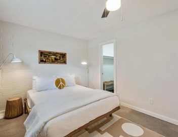 Roosevelt Row! 1 bedroom & pool! 3