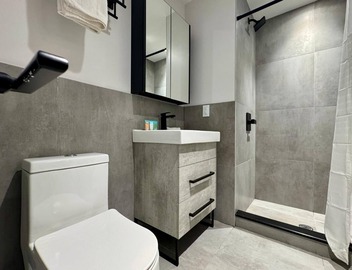 ROSE HOTEL BRONX 3