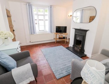 Ross Cottage 3