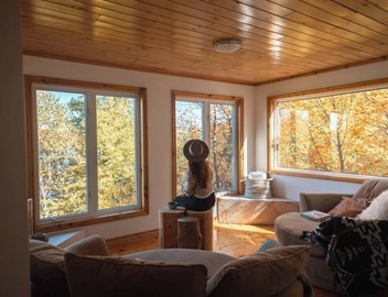 Rustic-Luxury Waterfront Cottage Getaway on Kennisis Lake Stunning Elevated View 4