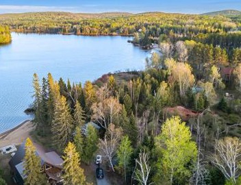 Rustic Waterfront Cabin with BBQ, Fire Pit and Views 2