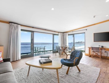 SA Beach by Stay Awhile Villas 5