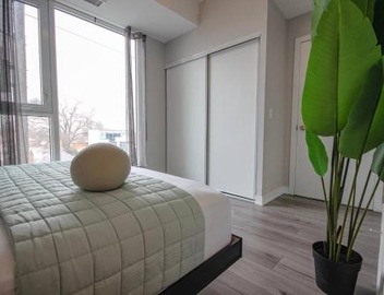 Safari Luxe 3 Bedroom Designer Condo Near Downtown 2
