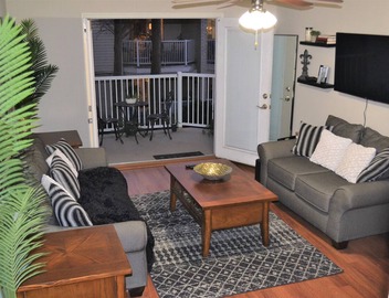 SAFE & CENTRALLY LOCATED 3Bed/1.5Ba 9 mins to Hospitals/French Quarter/Superdome 5