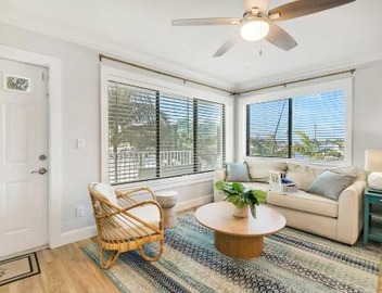 Sailfish Suites 7 - Waterfront Lodging 4