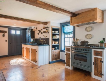 Sandwich Cape Cod Antique Colonial - The Deacon Eldred House 2