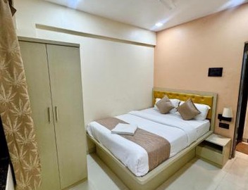 Sapphire Service Apartment 3