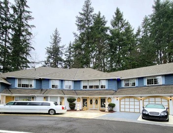 Seattle Golden Millionaire Mansion 2