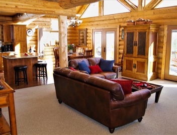 Secluded Log Cabin 7 Acres Hot Tub Lake & Mountain Views near Grand Lake & RMNP 4