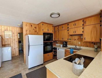 Secluded Oceanfront Cottage in Frenchman Bay 2