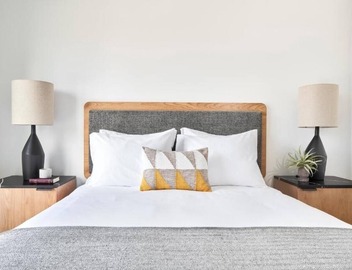 Sentral Union Station | 2BR Apt in Union Station | Outdoor Pool | Grilling Area 3