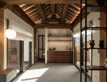 Seoul Premium Hanok Stay, Seochonbyuldang-5minites away, subway Gyeongbokgung 3