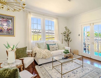 Serene 4 Bedroom Home near French Quarter with Wi-Fi and Parking 2