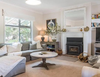 Serenity in Red Hill - Winery Bliss & Coastal Beauty 3