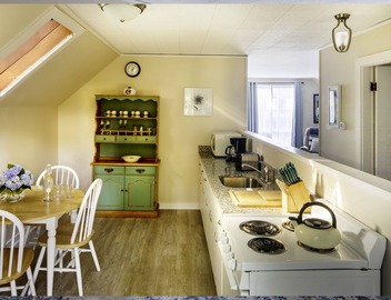 Sesuit Harbor House 3