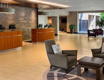 Sheraton Vancouver Airport Hotel 5