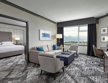 Sheraton Vancouver Guildford Hotel 2