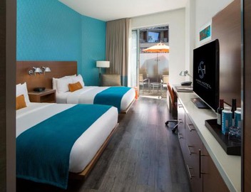 Shore Hotel 2