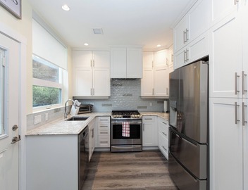 Sidney Solace – 1BR Suite Minutes from Waterfront 5
