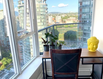 Sky High 3BR/2BTH - Spectacular Views, Free Parking! 5