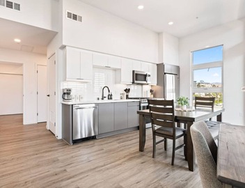 Skyline Luxe, Downtown LA, Epic Rooftop Views, Walk to Dodger Stadium 2