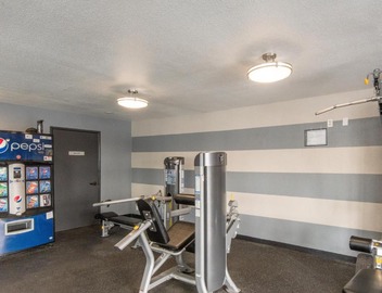 Skyline Terrace Executive Jr One Bedroom with Balcony and Pool 3