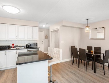 SkyView 2BR Plus Den Stunning Views Steps to SQ1 Mall 2
