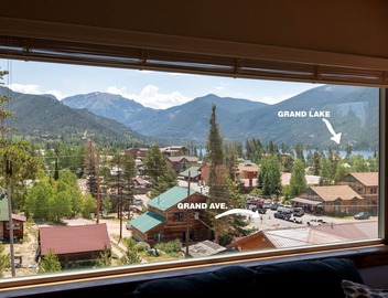 Sleeps 16 | Walk to Grand Lake & Town | Sauna, Theater & Game Room | Lake View! 4