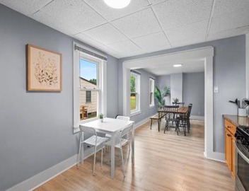 Slick&Spacious 2 Bdr Apt Natrona Hts 4