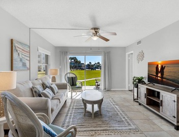 Snowbird Deals Jan Feb!BeachFRONT Complex-Pool-Tennis-2BR El Matador 210 3