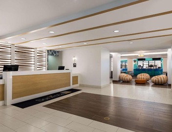 Sonesta ES Suites Orlando International Drive 4