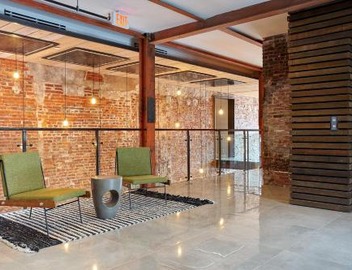 Sosuite at The Queen - Queen Village 2