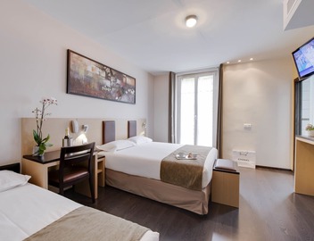 Source Hotel 2